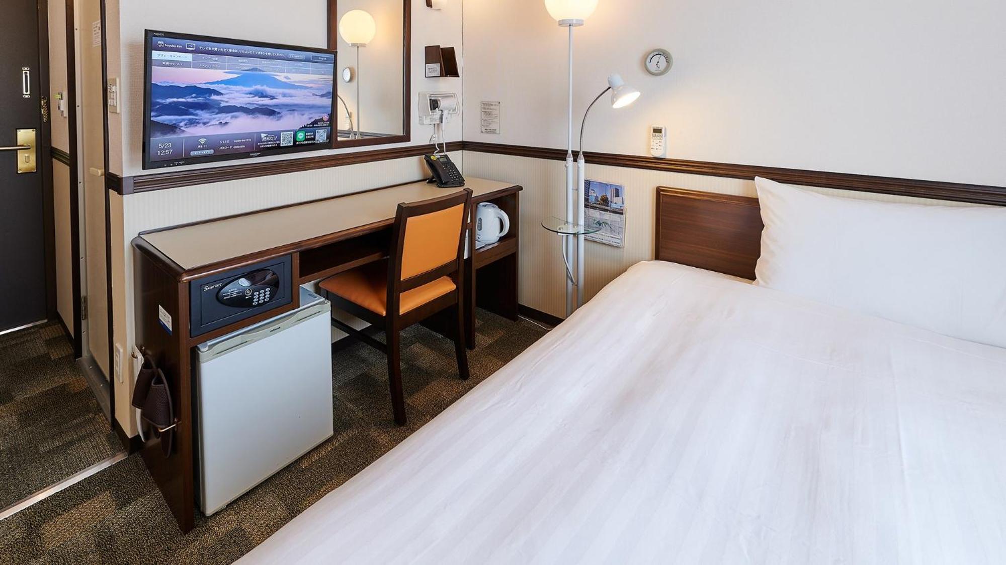Toyoko Inn Osaka Itami Airport Тоёнака Экстерьер фото